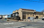 NS 3415 leads H75 across Broad Street in Nazareth